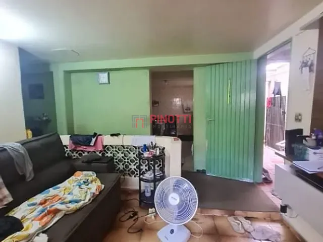 Casa 5 quartos e 2 banheiros, à venda, no bairro Ferrazópolis em São Bernardo do Campo