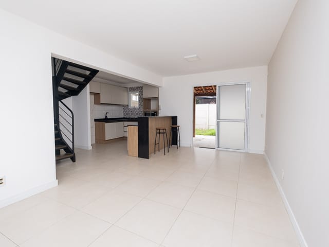 Casa com 146m² 3 quartos e 1 banheiro, à venda, no bairro Areal em Pelotas