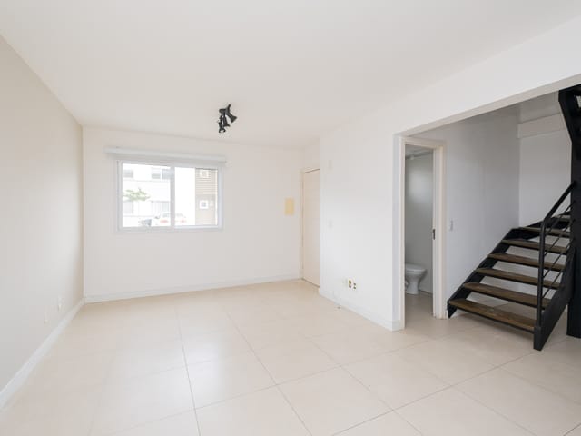 Casa com 146m² 3 quartos e 1 banheiro, à venda, no bairro Areal em Pelotas