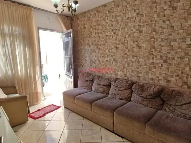 Casa 2 quartos e 2 banheiros, à venda, no bairro Paulicéia em São Bernardo do Campo