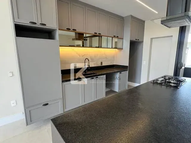 Casa com 360m² 3 quartos e 5 banheiros, à venda, no bairro Vila Inglesa em Indaiatuba