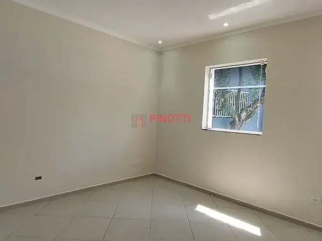 Casa 6 quartos e 2 banheiros, para alugar, no bairro Dos Casa em São Bernardo do Campo
