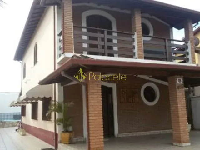 Casa com 300m² 3 quartos e 2 banheiros, à venda, no bairro Parque São Domingos em Pindamonhangaba