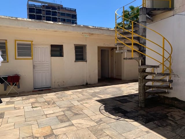Casa com 600m² 5 quartos e 6 banheiros, à venda, no bairro Butantã em São Paulo