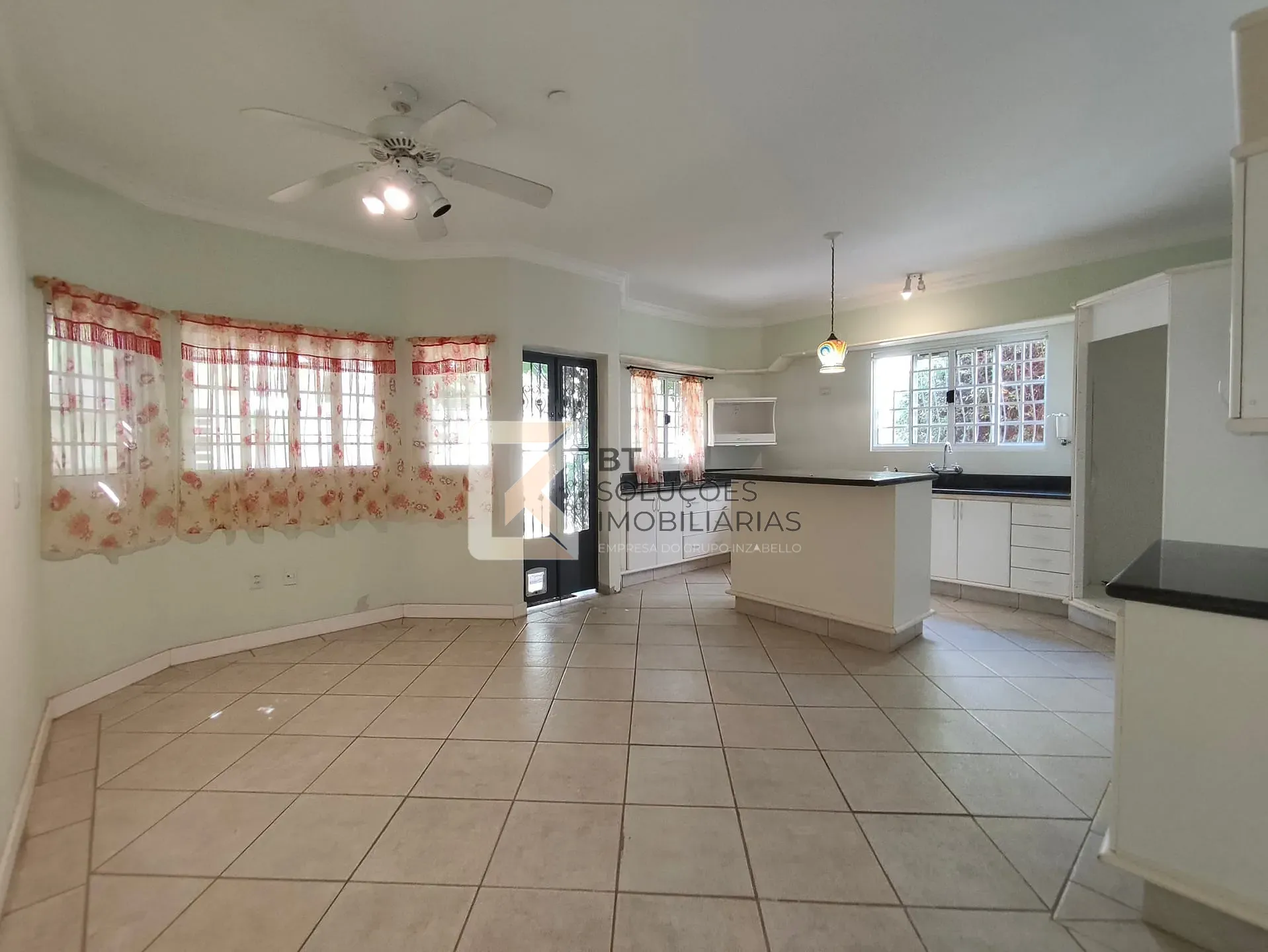 Casa, 3 quartos, 222 m² - Foto 9