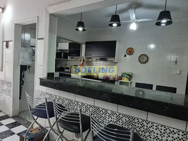 Casa com 300m² 3 quartos e 3 banheiros, à venda, no bairro Parque Universitário em Rio Claro