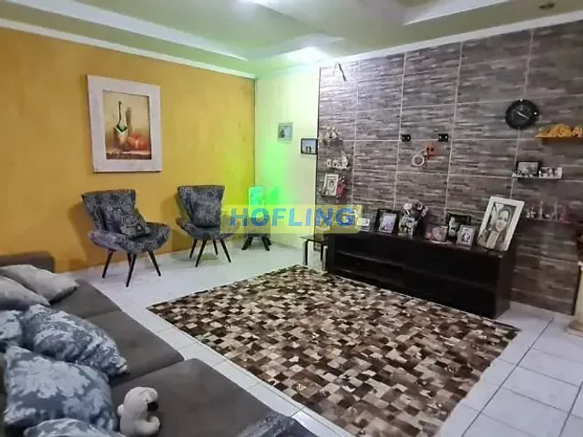 Casa com 300m² 3 quartos e 3 banheiros, à venda, no bairro Parque Universitário em Rio Claro