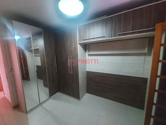 Casa 2 quartos e 2 banheiros, à venda, no bairro Vila Baeta Neves em São Bernardo do Campo