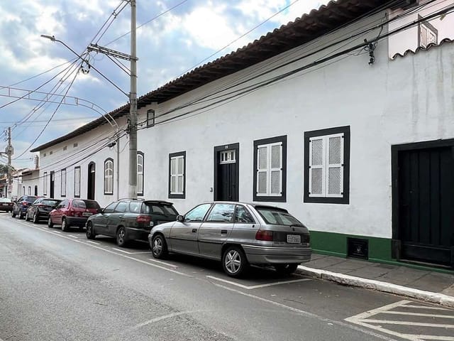 Casa com 3525m² 6 quartos e 7 banheiros, à venda ou para alugar, no bairro Centro em Santana de Parnaíba