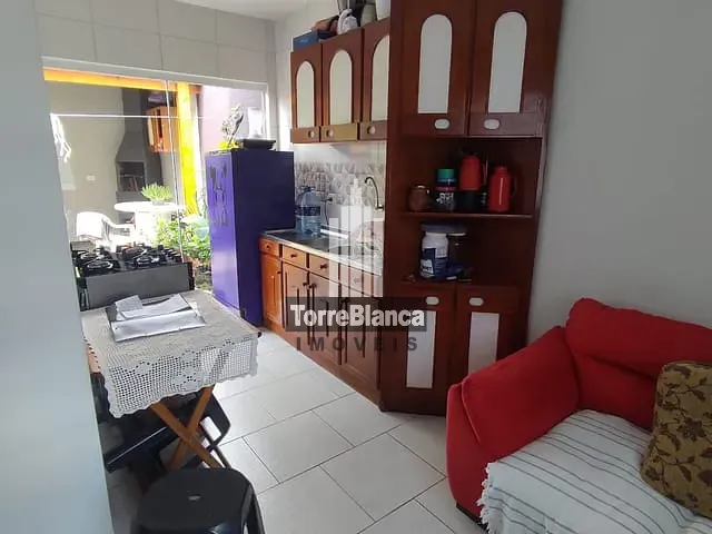 Casa com 118m² 2 quartos e 1 banheiro, à venda, no bairro Cará-Cará em Ponta Grossa