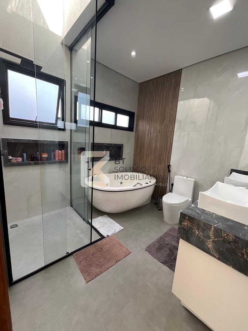 Casa, 4 quartos, 263 m² - Foto 24