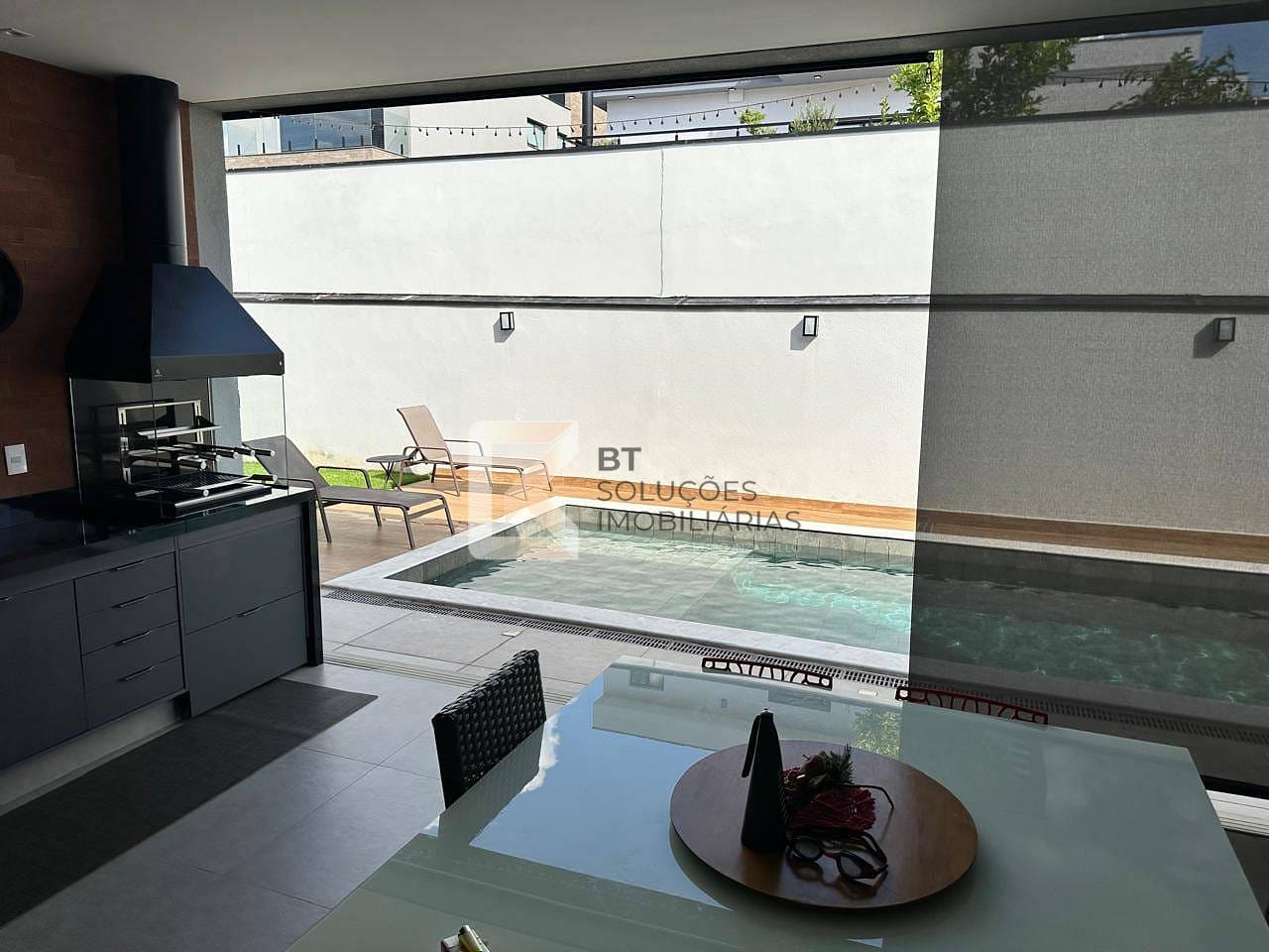 Casa, 4 quartos, 263 m² - Foto 38