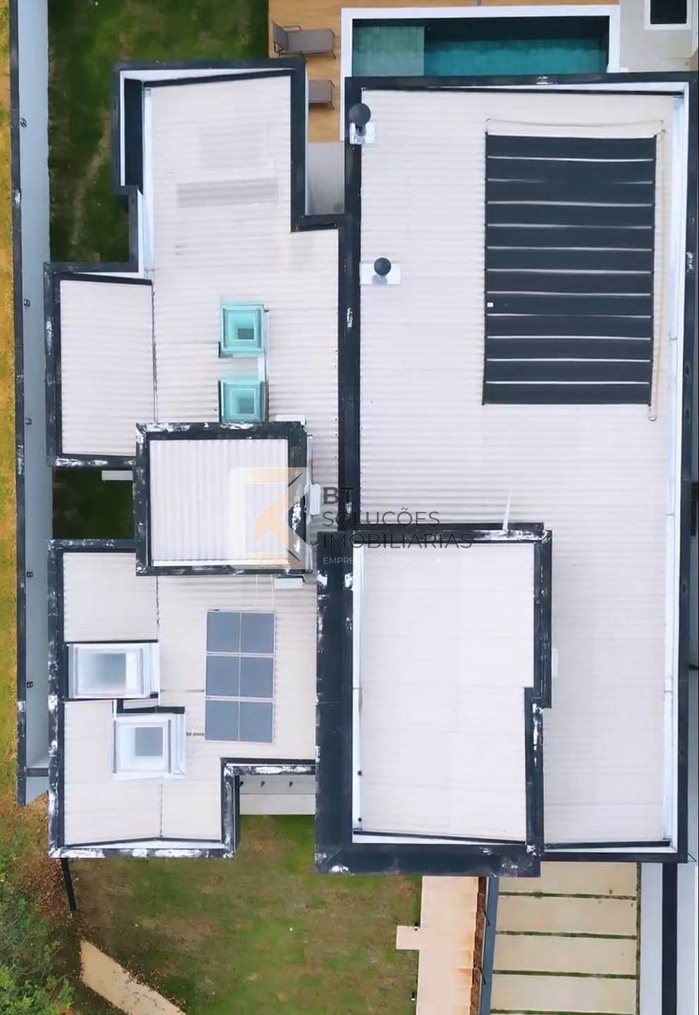 Casa, 4 quartos, 263 m² - Foto 40