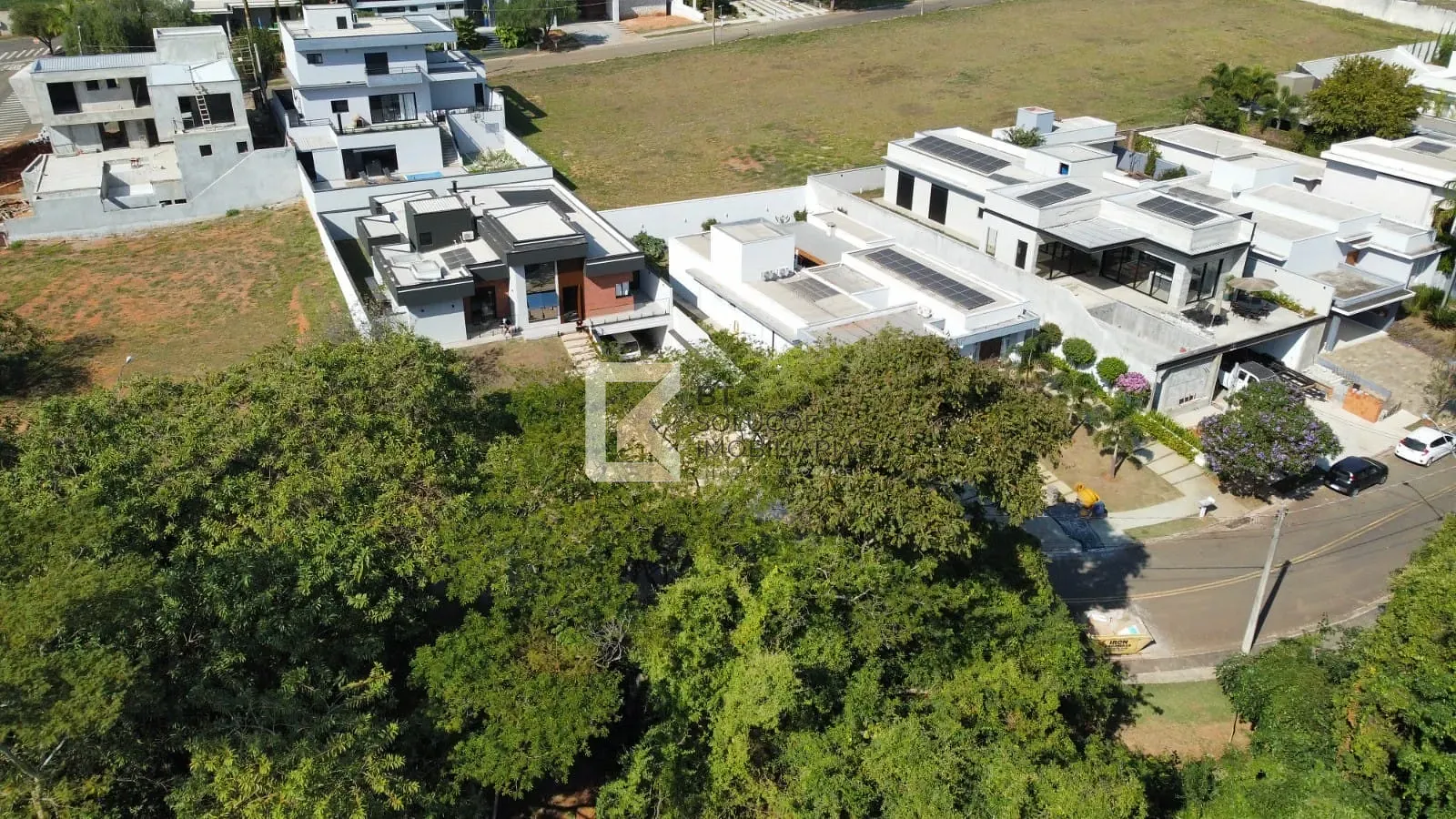 Casa, 4 quartos, 263 m² - Foto 41
