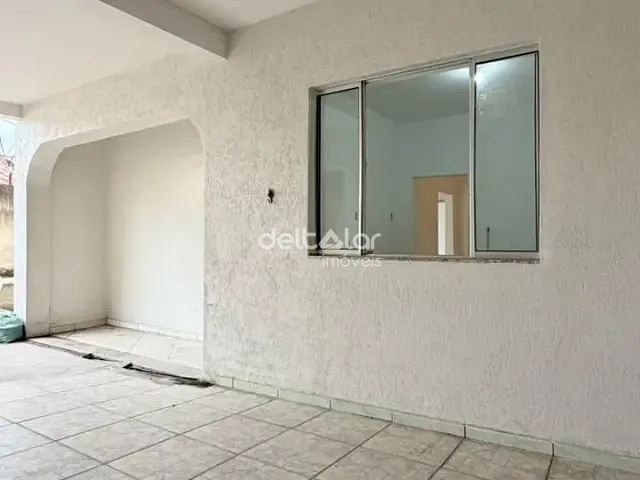 Casa com 72m² 2 quartos e 1 banheiro, para alugar, no bairro Minascaixa em Belo Horizonte
