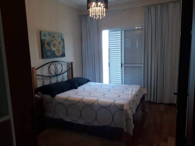 Casa com 420m² 5 quartos e 5 banheiros, à venda, no bairro Condomínio Real Ville em Pindamonhangaba