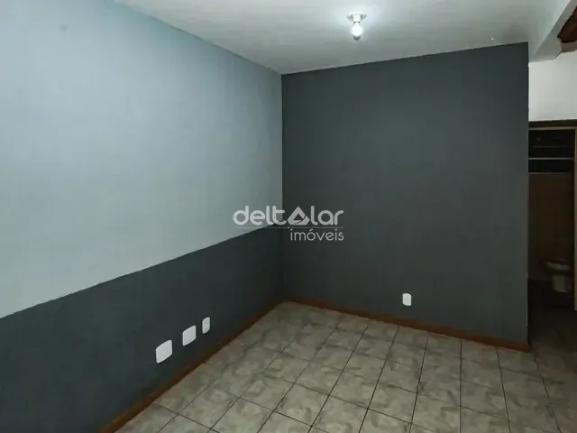 Casa com 67m² 2 quartos e 2 banheiros, para alugar, no bairro Copacabana em Belo Horizonte