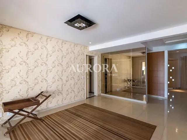 Casa com 306m² 4 quartos e 3 banheiros, à venda, no bairro Portal de Versalhes II em Londrina