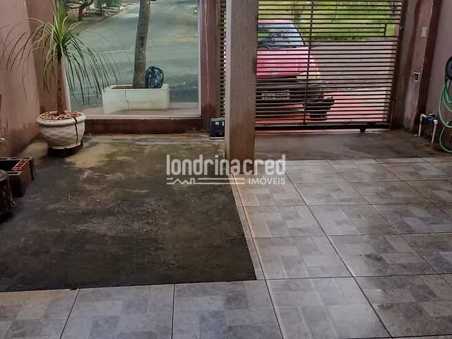 Casa com 125m², à venda, no bairro Jardim Paris em Londrina