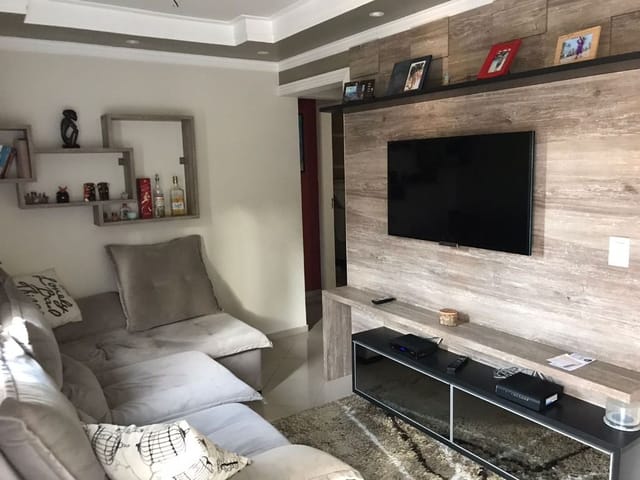 Casa com 50m² 2 quartos e 1 banheiro, à venda, no bairro Village Los Angeles em Cotia