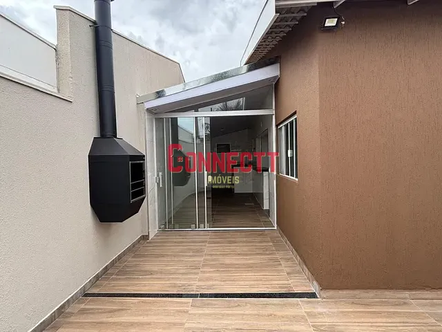 Casa com 160m² 3 quartos e 2 banheiros, à venda, no bairro Centro em Brodowski