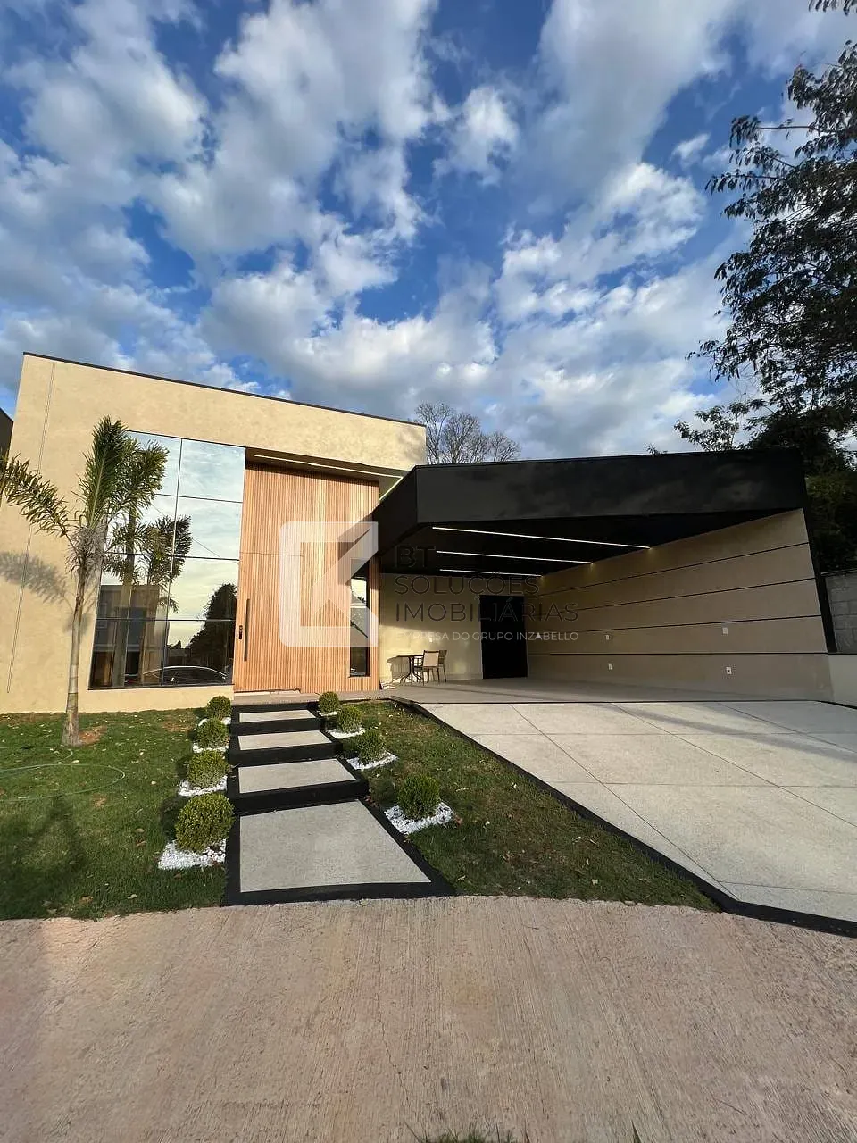 Casa, 3 quartos, 189 m² - Foto 2