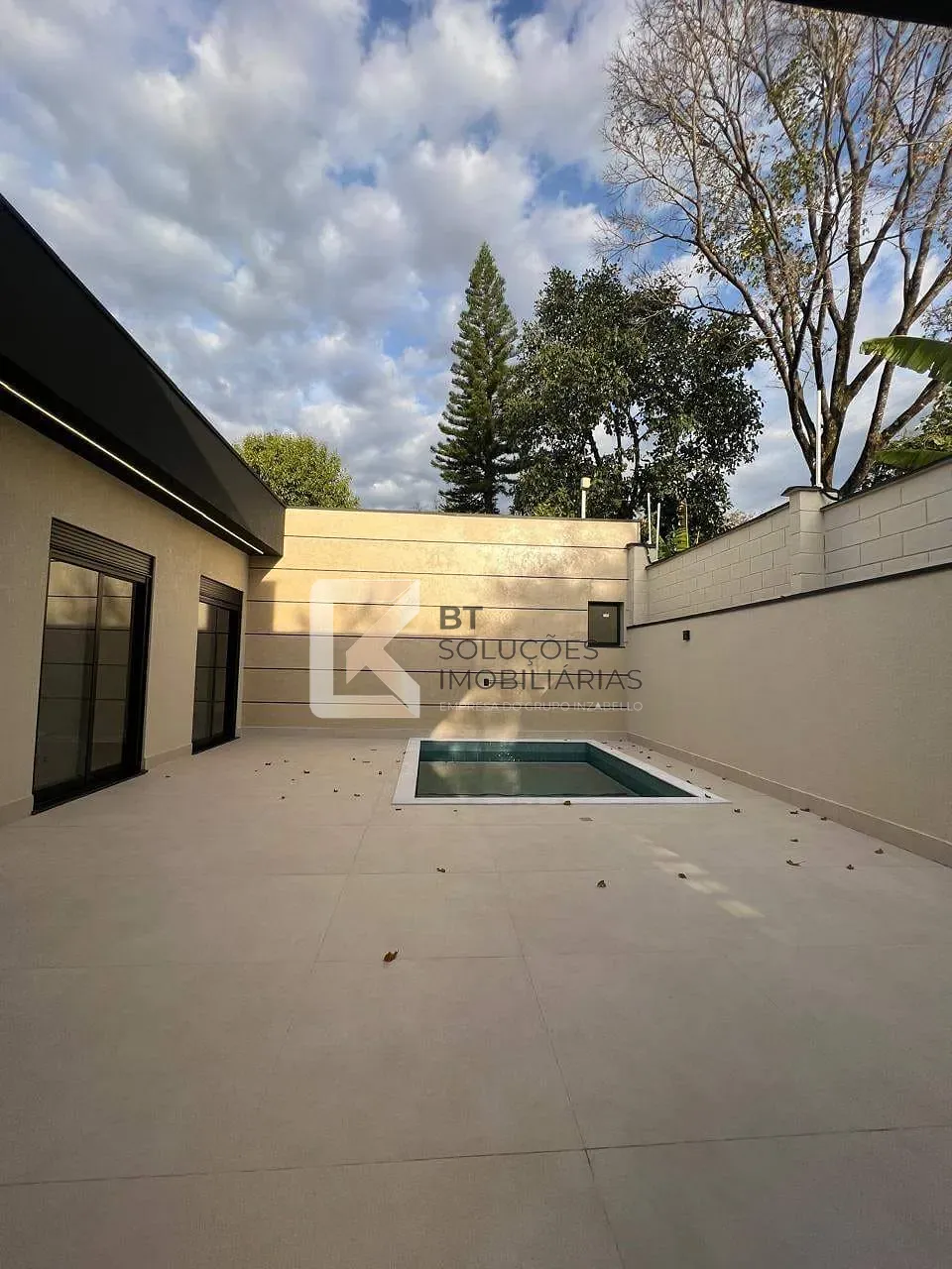 Casa, 3 quartos, 189 m² - Foto 1