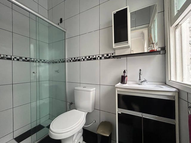 Casa com 72m² 3 quartos e 3 banheiros, à venda, no bairro Centro em Pelotas