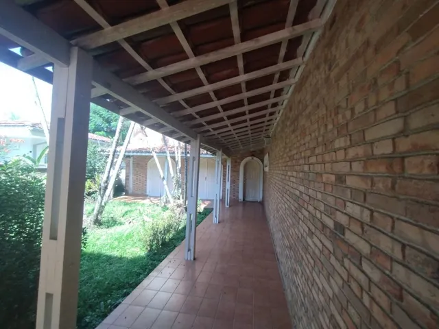 Casa com 400m² 4 quartos e 4 banheiros, à venda, no bairro Jardim Esplanada em São José Dos Campos