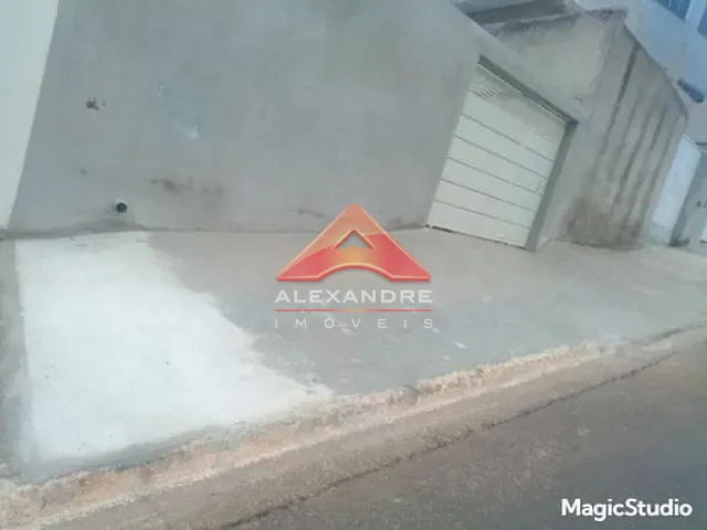 Casa com 231m² 1 quarto e 1 banheiro, à venda, no bairro Jardim Santa Júlia em São José dos Campos