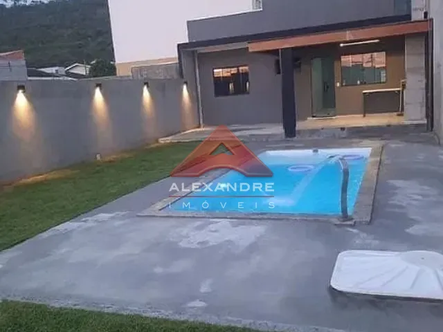 Casa com 231m² 1 quarto e 1 banheiro, à venda, no bairro Jardim Santa Júlia em São José dos Campos