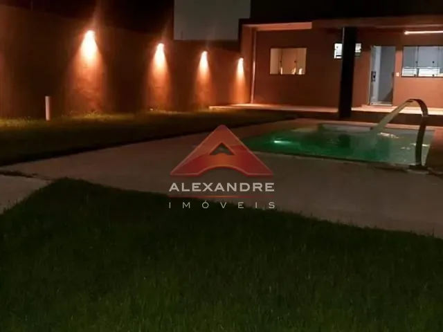 Casa com 231m² 1 quarto e 1 banheiro, à venda, no bairro Jardim Santa Júlia em São José dos Campos