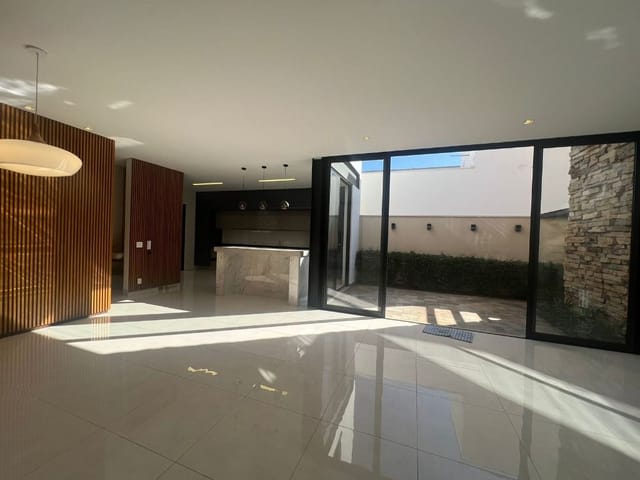 Foto do Casa - Casa à venda e locação 4 Quartos, 4 Suites, 4 Vagas, 287M², Jardim do Lago, Uberaba - MG | Flamboyant Lll | ZUCATO IMOBILIARIA LTDA