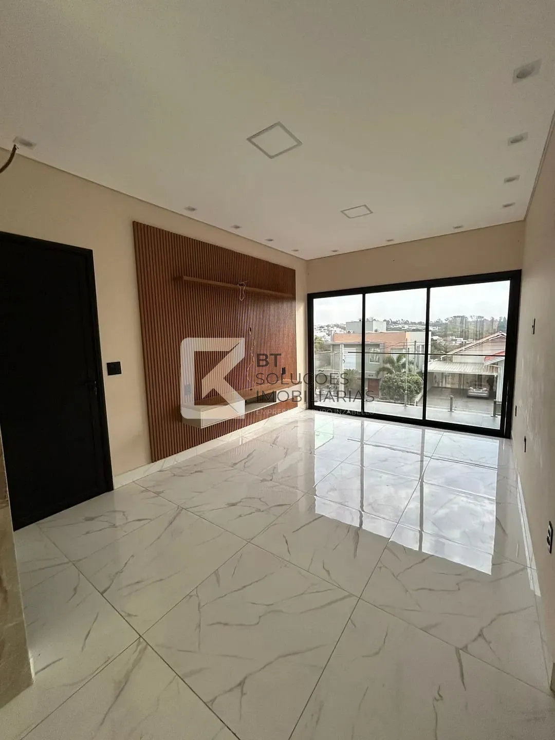 Casa, 4 quartos, 209 m² - Foto 4
