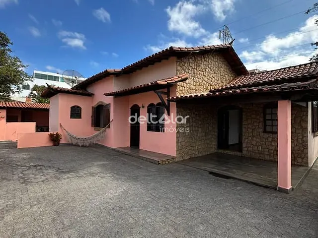 Casa 3 quartos e 4 banheiros, à venda, no bairro Vila Cloris em Belo Horizonte