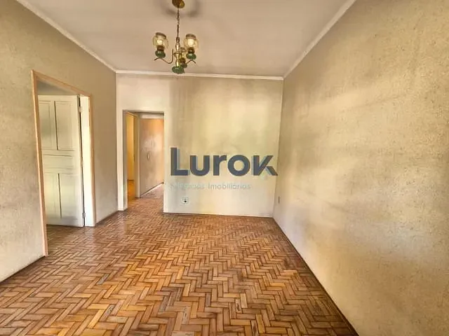 Casa com 420m² 3 quartos e 1 banheiro, à venda, no bairro Bela Vista em Valinhos