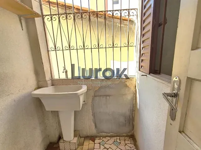 Casa com 420m² 3 quartos e 1 banheiro, à venda, no bairro Bela Vista em Valinhos
