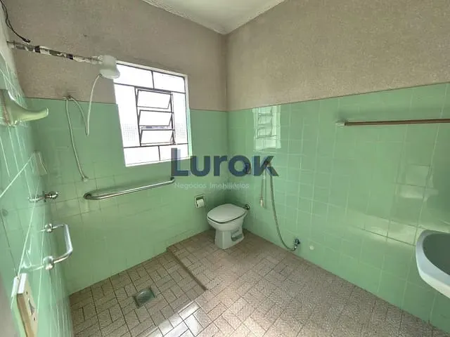 Casa com 420m² 3 quartos e 1 banheiro, à venda, no bairro Bela Vista em Valinhos
