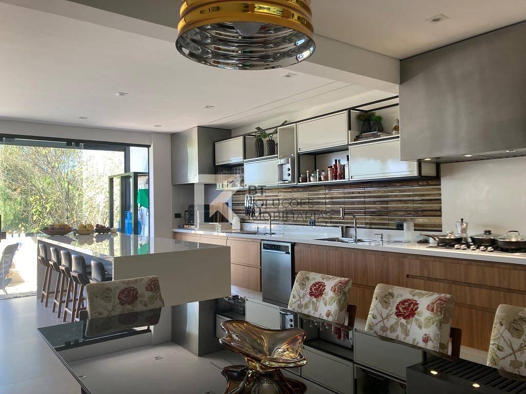 Casa, 3 quartos, 280 m² - Foto 25