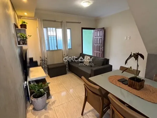Casa com 78m² 2 quartos e 1 banheiro, à venda, no bairro Jaqueline em Belo Horizonte