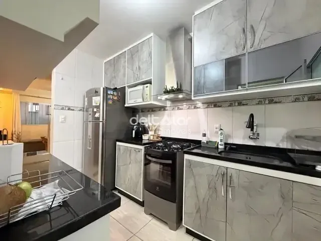 Casa com 78m² 2 quartos e 2 banheiros, à venda, no bairro Jaqueline em Belo Horizonte