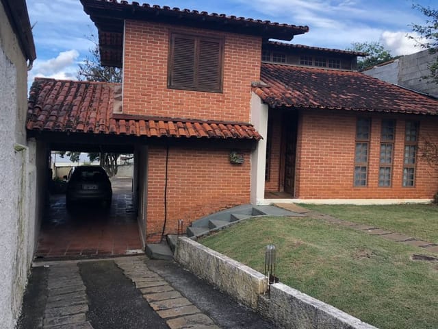 Foto do Casa - Casa com 3 dormitórios à venda, 350 m² por R$ 1.200.000,00 - Jardim São Luís - Santana de Parnaíba/SP | Pitale Imóveis Ltda.