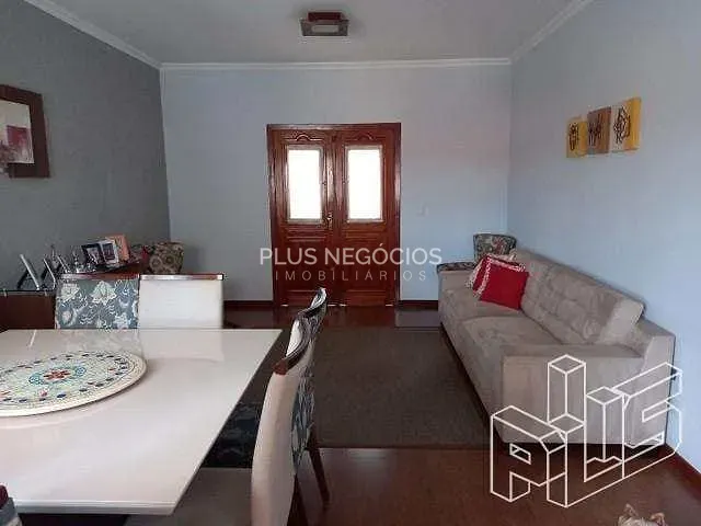Casa com 289m² 3 quartos e 4 banheiros, à venda, no bairro Wanel Ville em Sorocaba