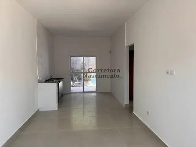 Casa com 225m² 2 quartos e 2 banheiros, à venda, no bairro Jardim Santo Antonio da Boa Vista em Jacareí