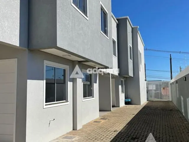 Casa com 142m² 3 quartos e 3 banheiros, à venda, no bairro Olarias em Ponta Grossa