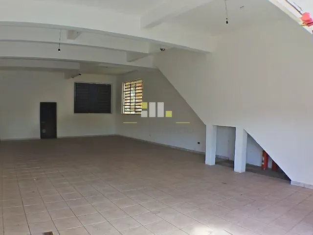 Casa com 250m² 2 quartos e 1 banheiro, à venda, no bairro Vila Menuzzo em Sumaré