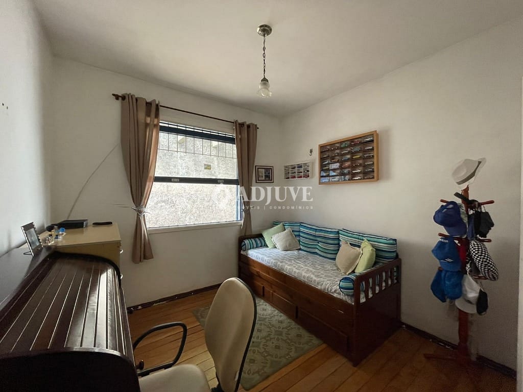 Casa à venda com 4 quartos, 180m² - Foto 6