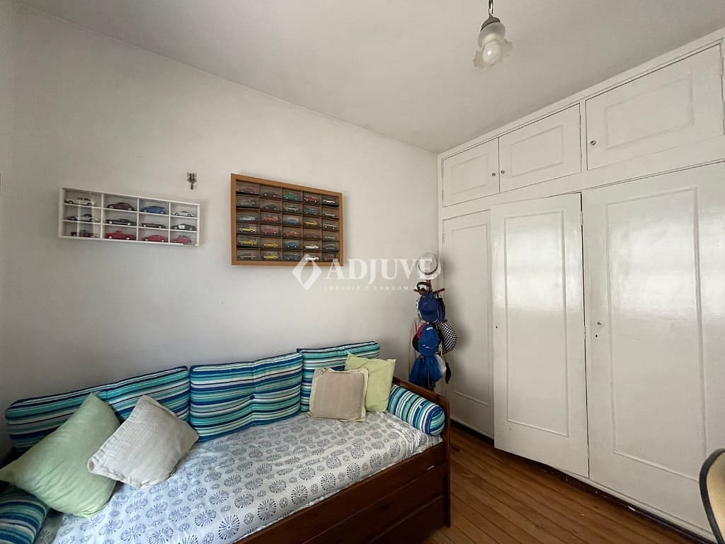 Casa à venda com 4 quartos, 180m² - Foto 5