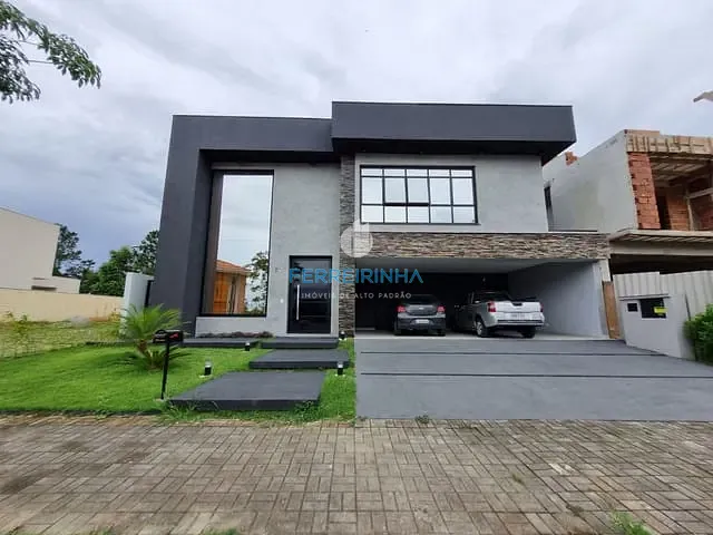 Casa com 450m² 4 quartos e 5 banheiros, à venda, no bairro Jardim do Golfe em São José dos Campos