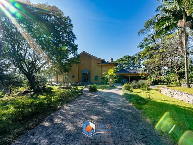 Casa com 1224m² 6 quartos e 7 banheiros, à venda, no bairro Condomínio Iolanda em Taboão Da Serra